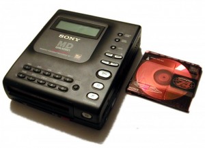 Minidisc_Sony_MZ1-800x579