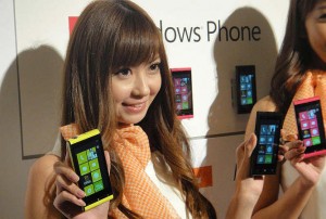 windows-phone-7-mango-kddi-japon