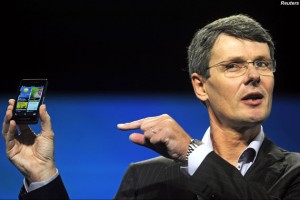 ceo-da-rim-apresentou-o-prototipo-do-blackberry-10